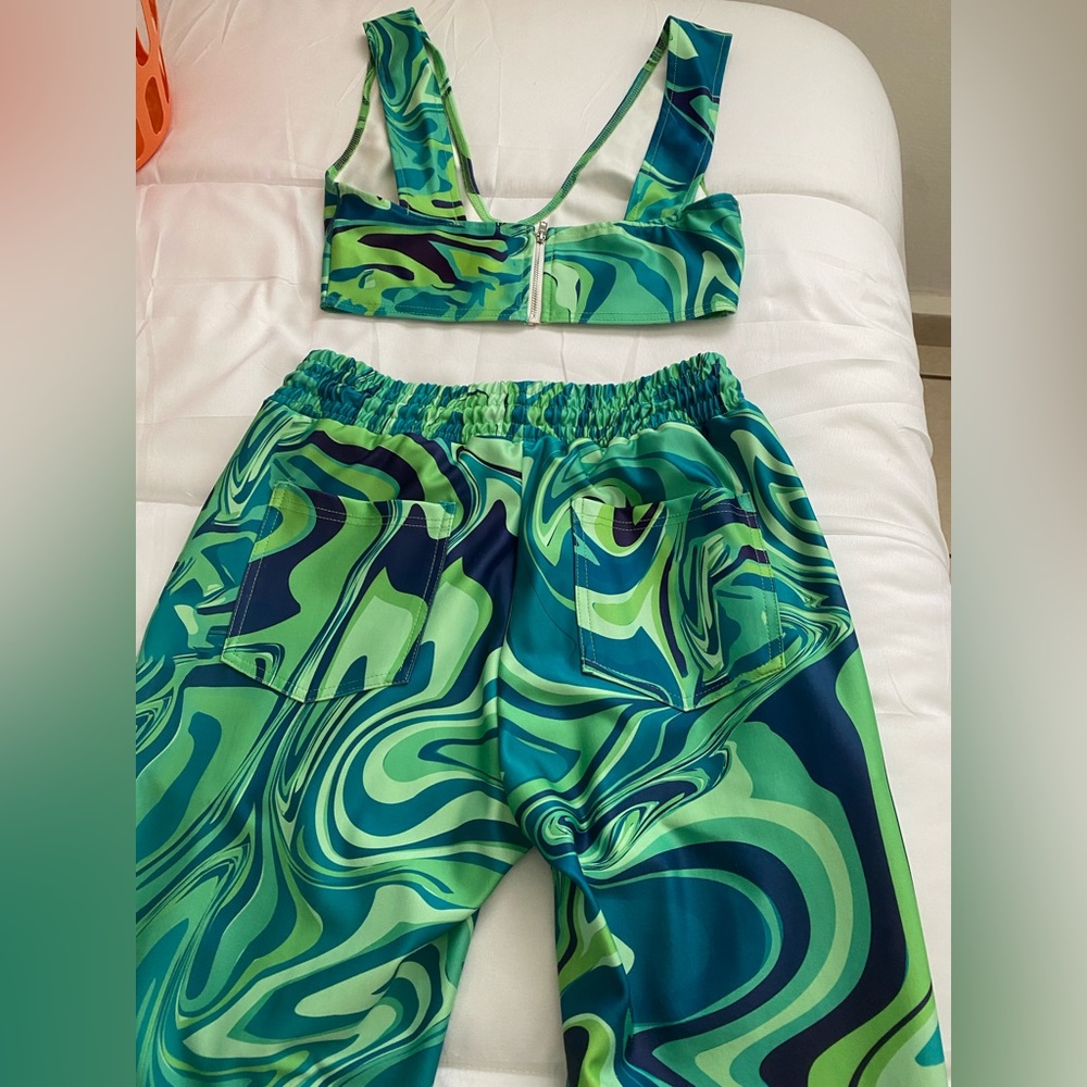 Pant set - Picture 5 of 10